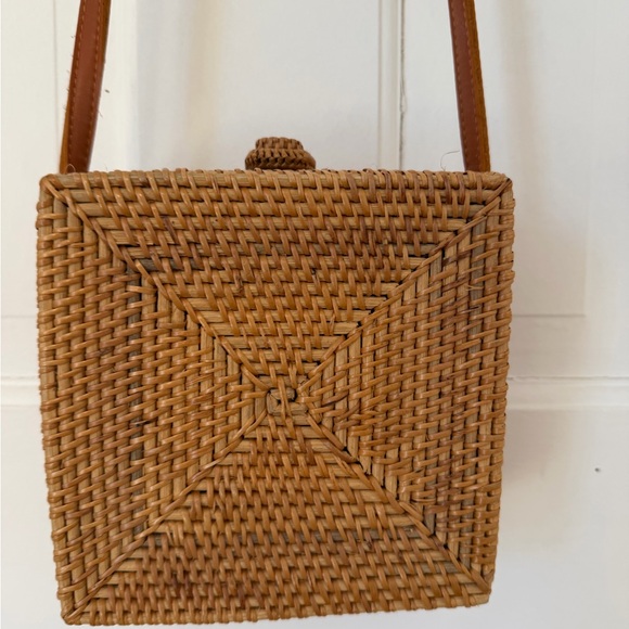 Urban Outfitters Woven Crossbody Bag - Brown with Black Accents - Picture 2 of 6
